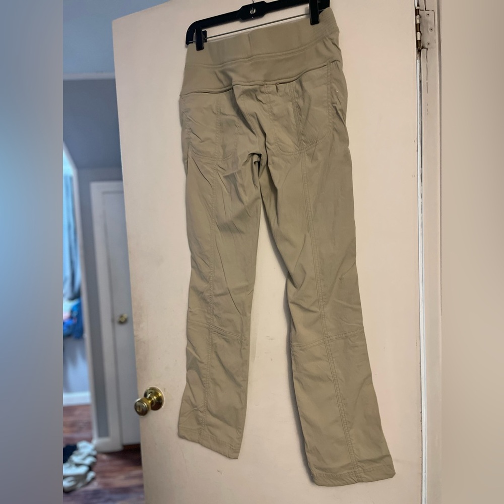 Athleta Khaki Beige Zip Button PullOn Trekkie Hiking Walking Pocket Nylon Pant 6 - Picture 3 of 13